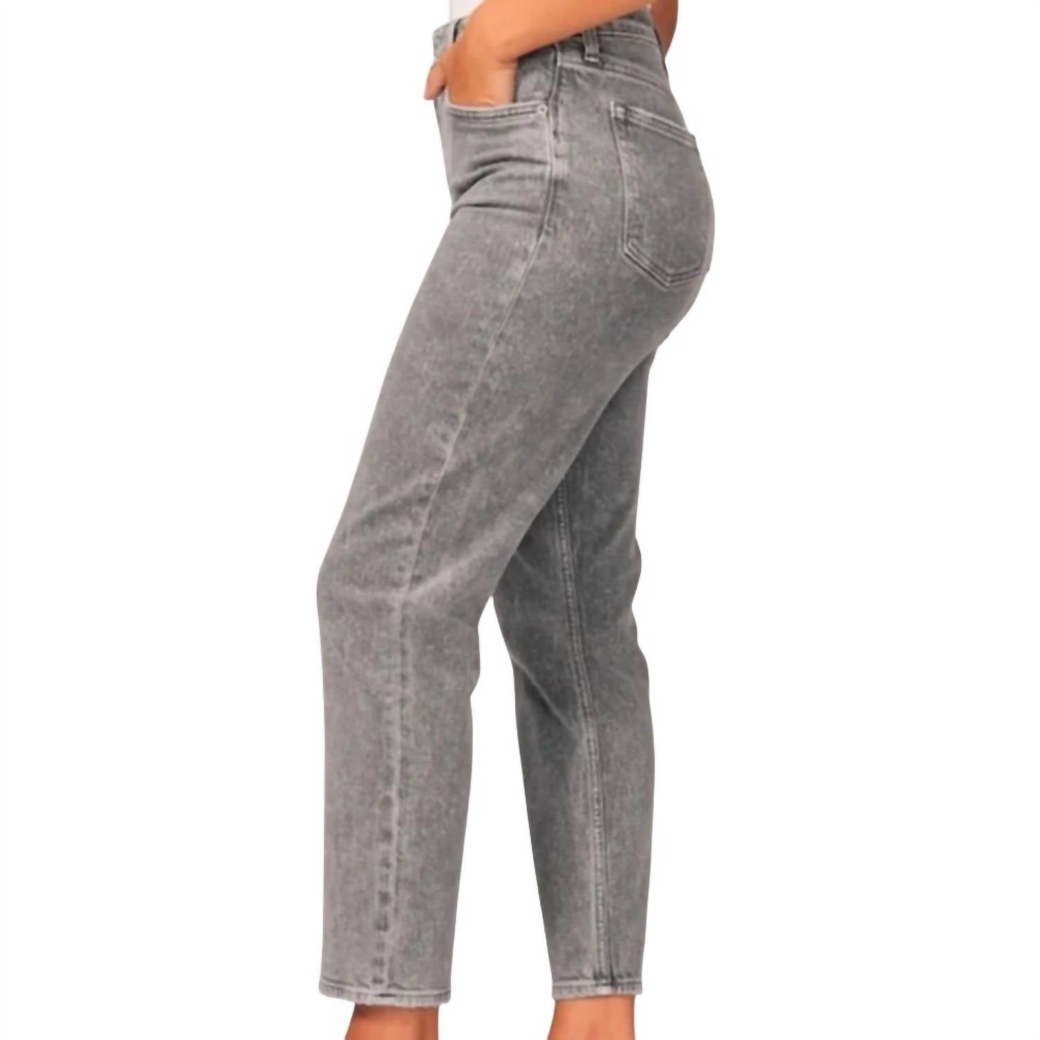 Abercrombie & Fitch - Women's High Rise Mom Jeans