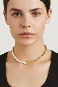 Eklexic - Women's Rosie Necklace