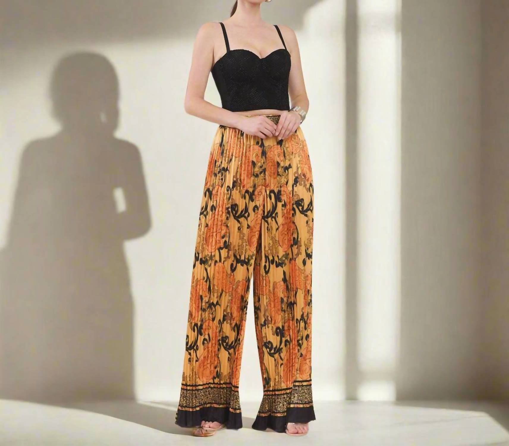 The Sang - Pleated Palazzo Pants