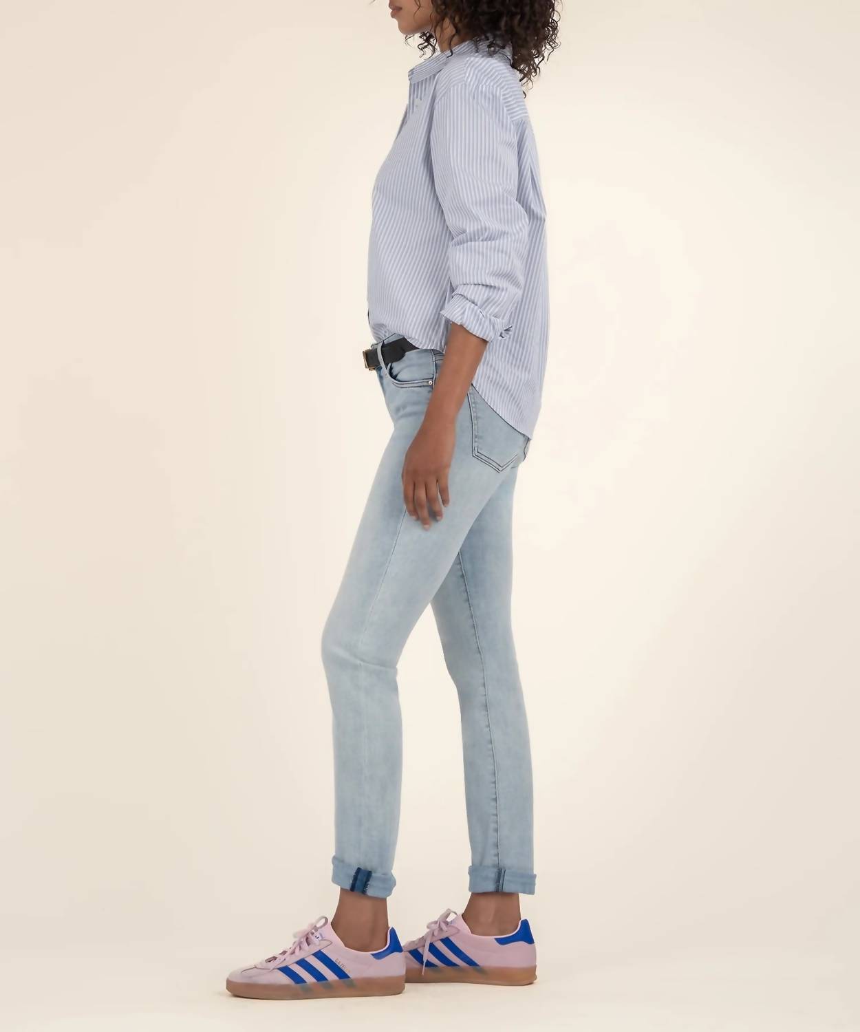 KUT FROM THE KLOTH Catherine Boyfriend Jean in clear - women's jeans - detail view