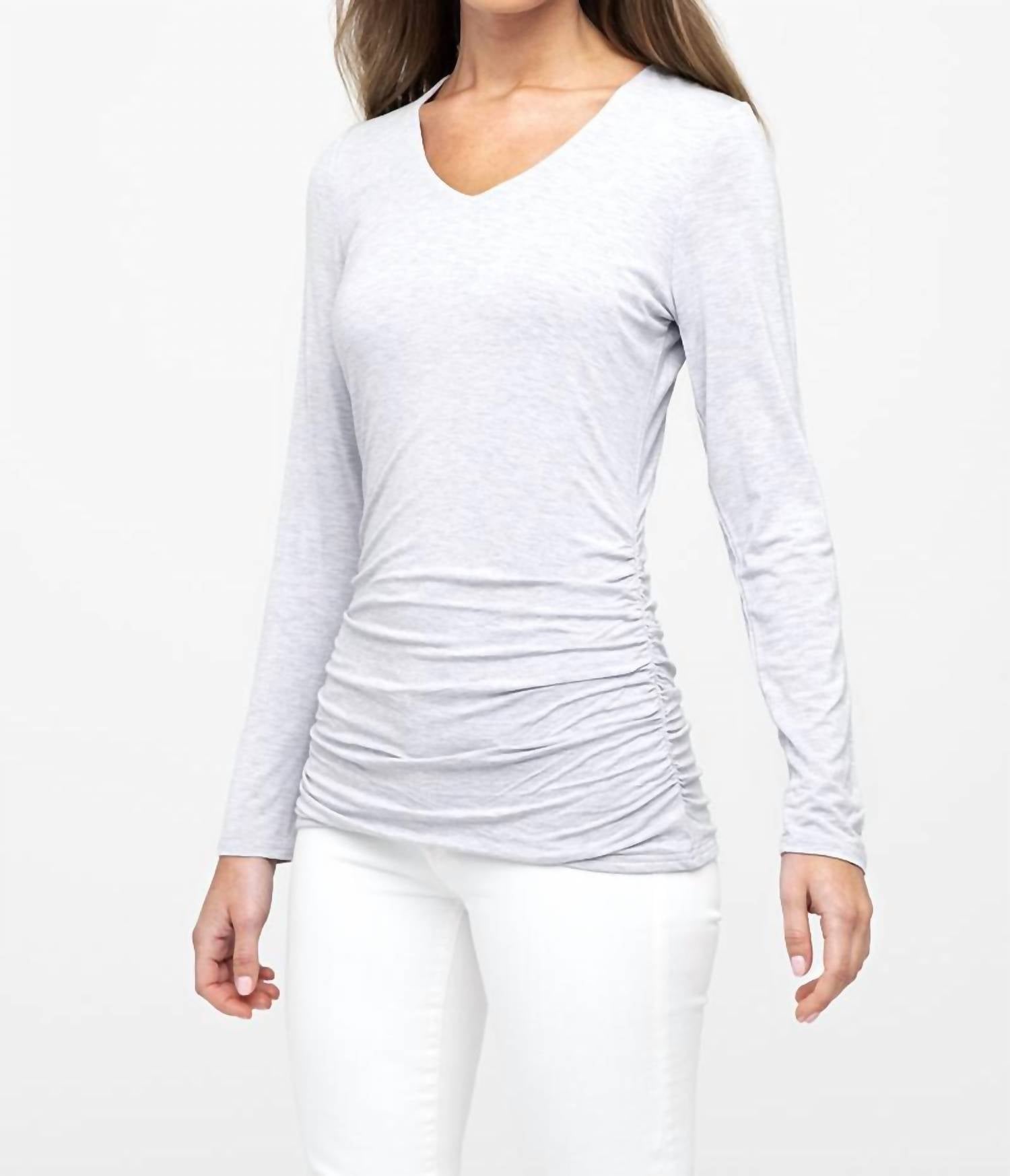 Kinross Bamboo Ruched Long Sleeve Vee Top in gris - women's long sleeve top