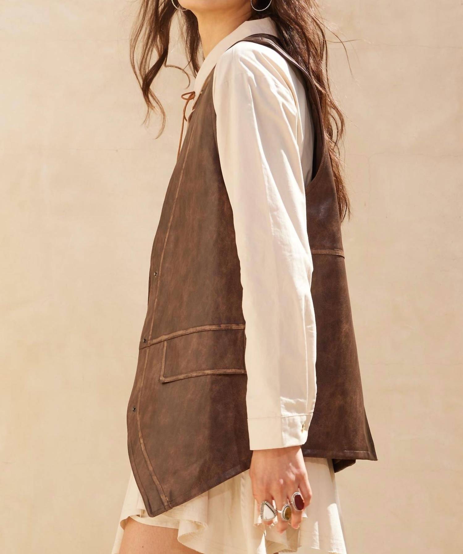 Promesa - Vegan Leather Snap-front Vest