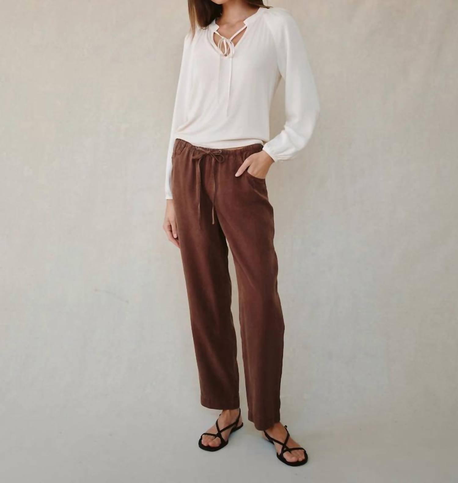 Bella Dahl Pull On Trousers in saddle brown - women's pants