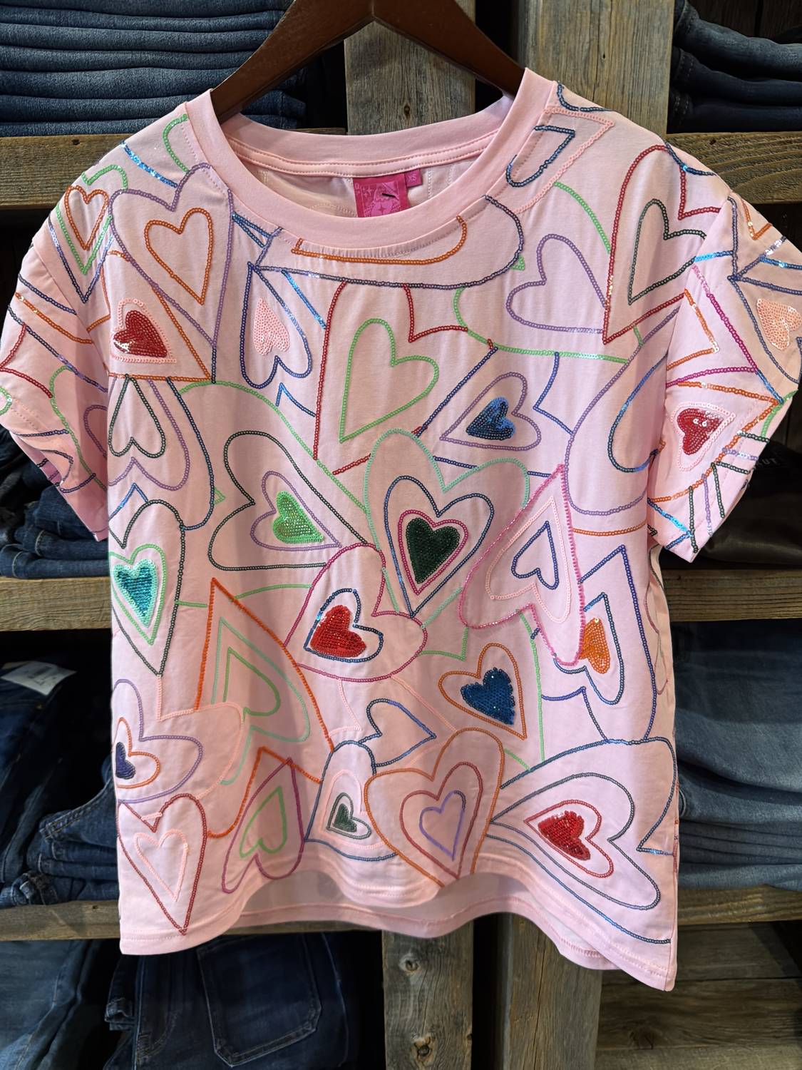 Queen Of Sparkles - Women's Groovy heart tee