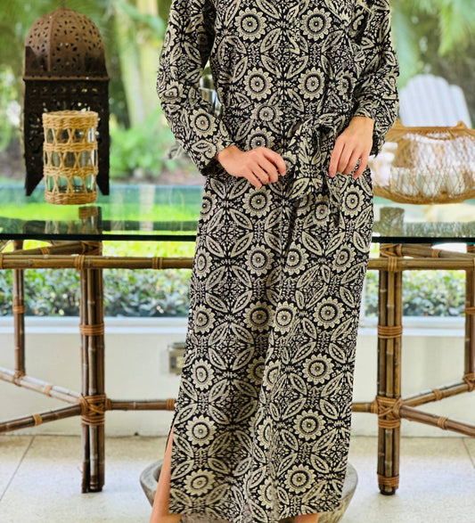 Just Darviny - Hostess Maxi Dress