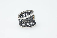 Avenue Chic - Women's Lace Ring