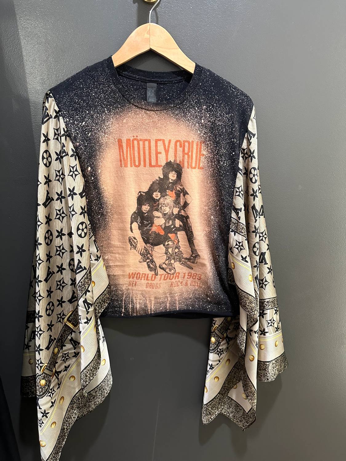 Free2B - Women's Motley Crue Silk Scarf Sleeves Top
