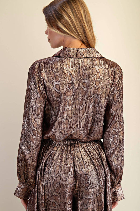 Glam - Vogue Voltage Button Down