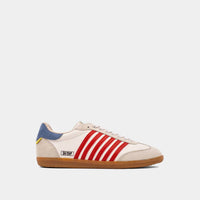 SHU SHOP Women's Stevie Sneaker in dark red - women's sneaker - detail view