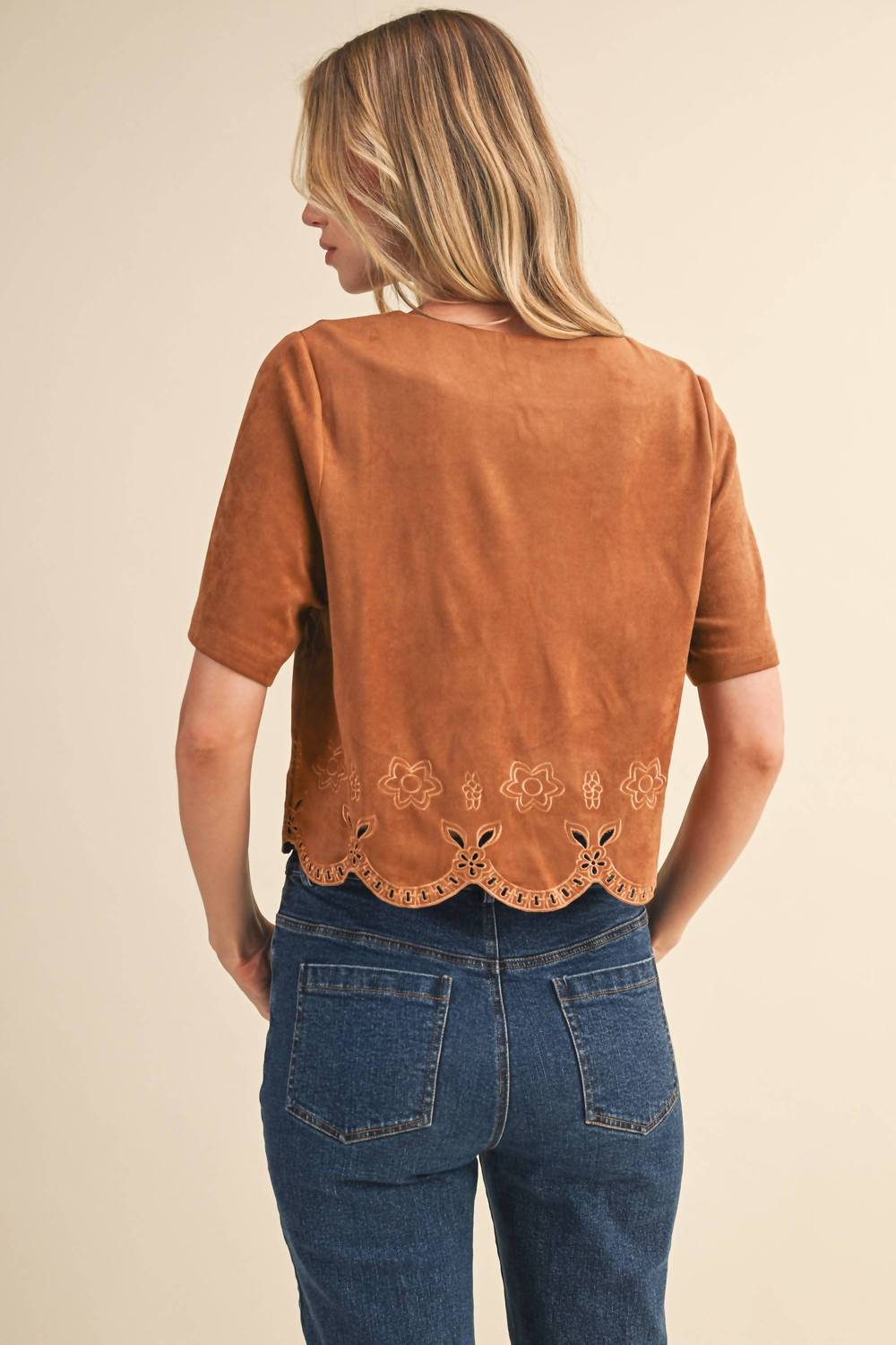 Klesis - Suede-feel Border Cutout Short-sleeve Top