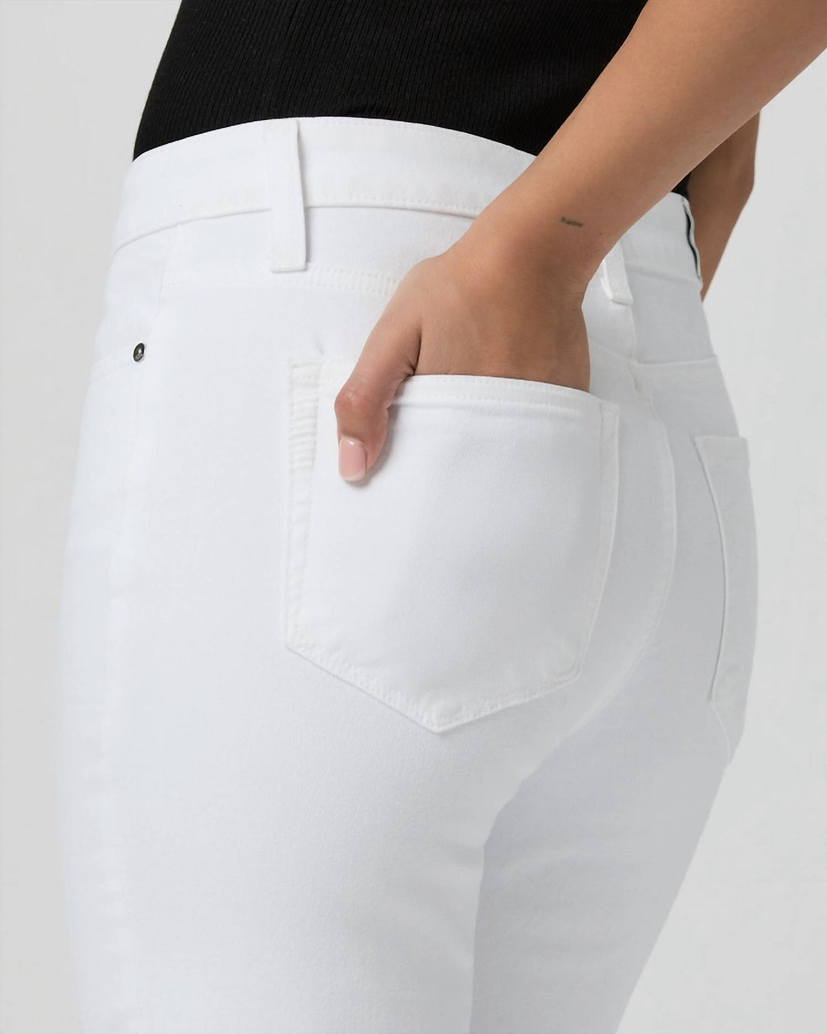 Paige - High Rise Laurel Canyone Bootcut Jeans