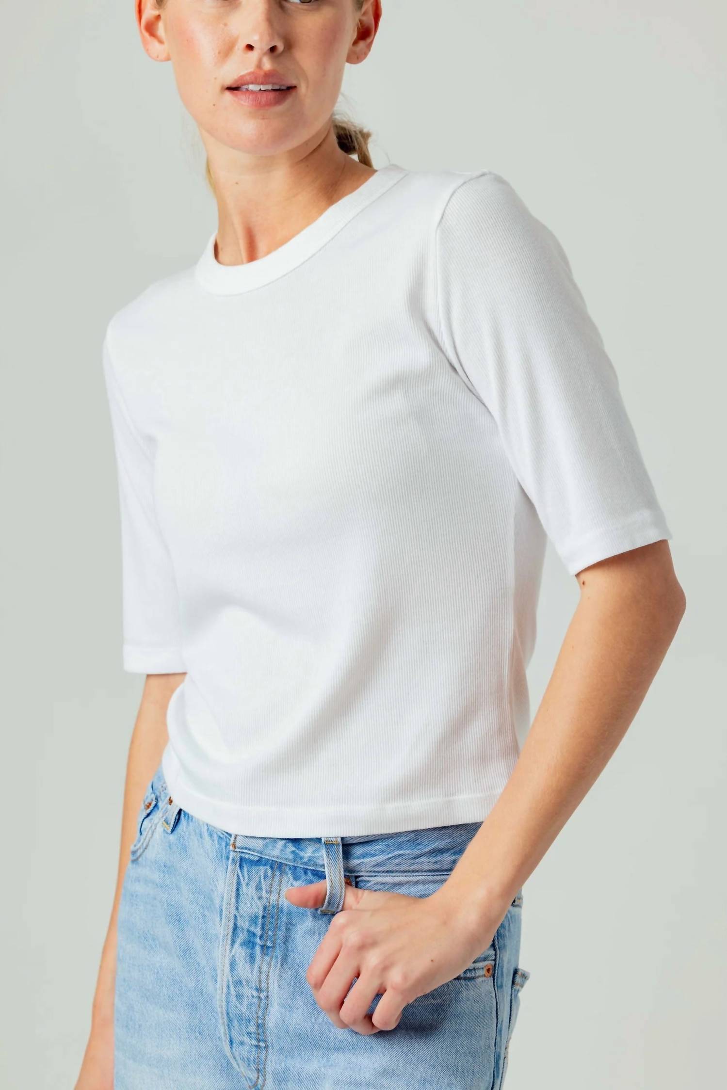 Sundays - Ryder Short Sleeve Tee