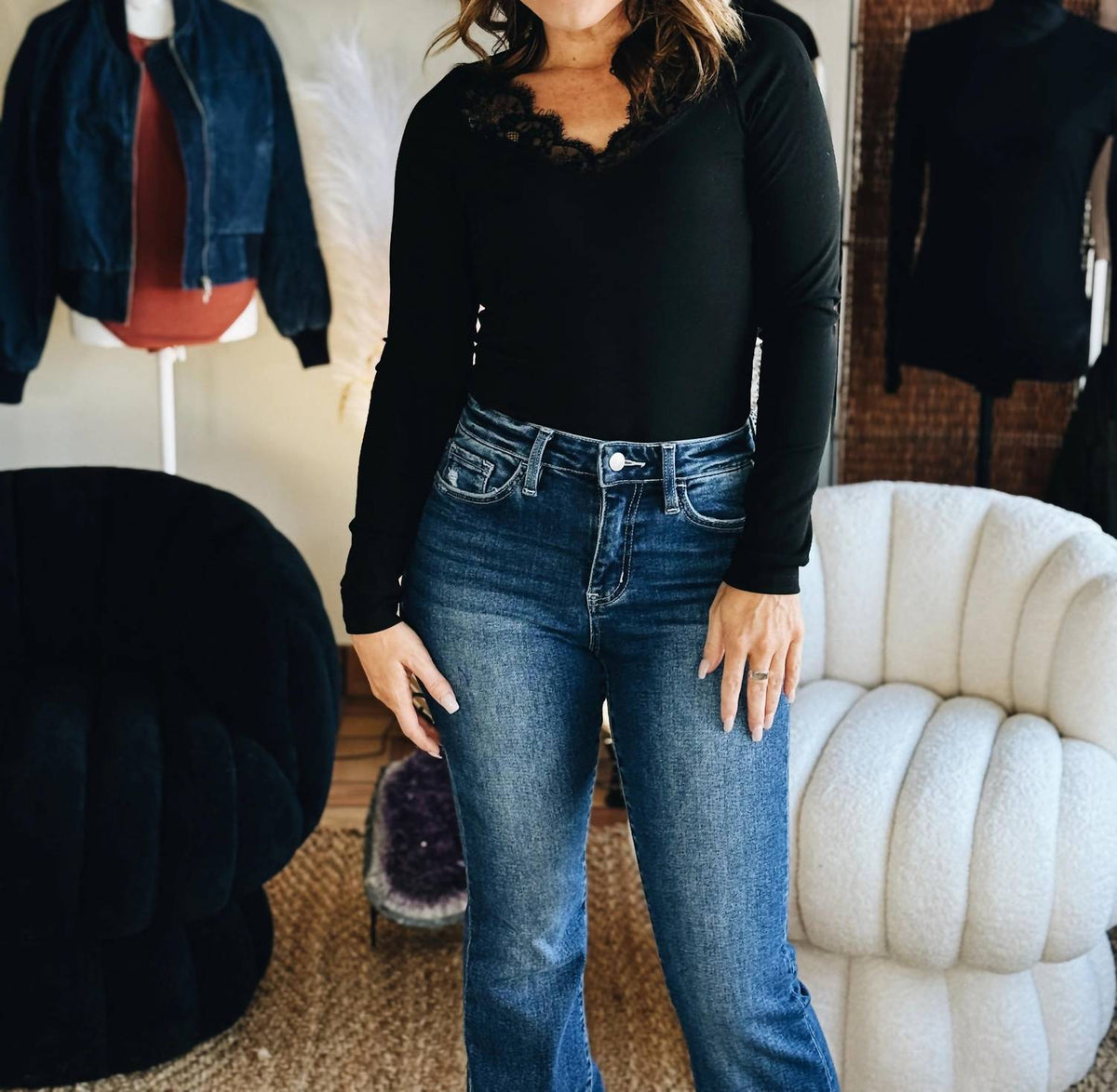 Bluivy - The Soft Silhouette Lace Top