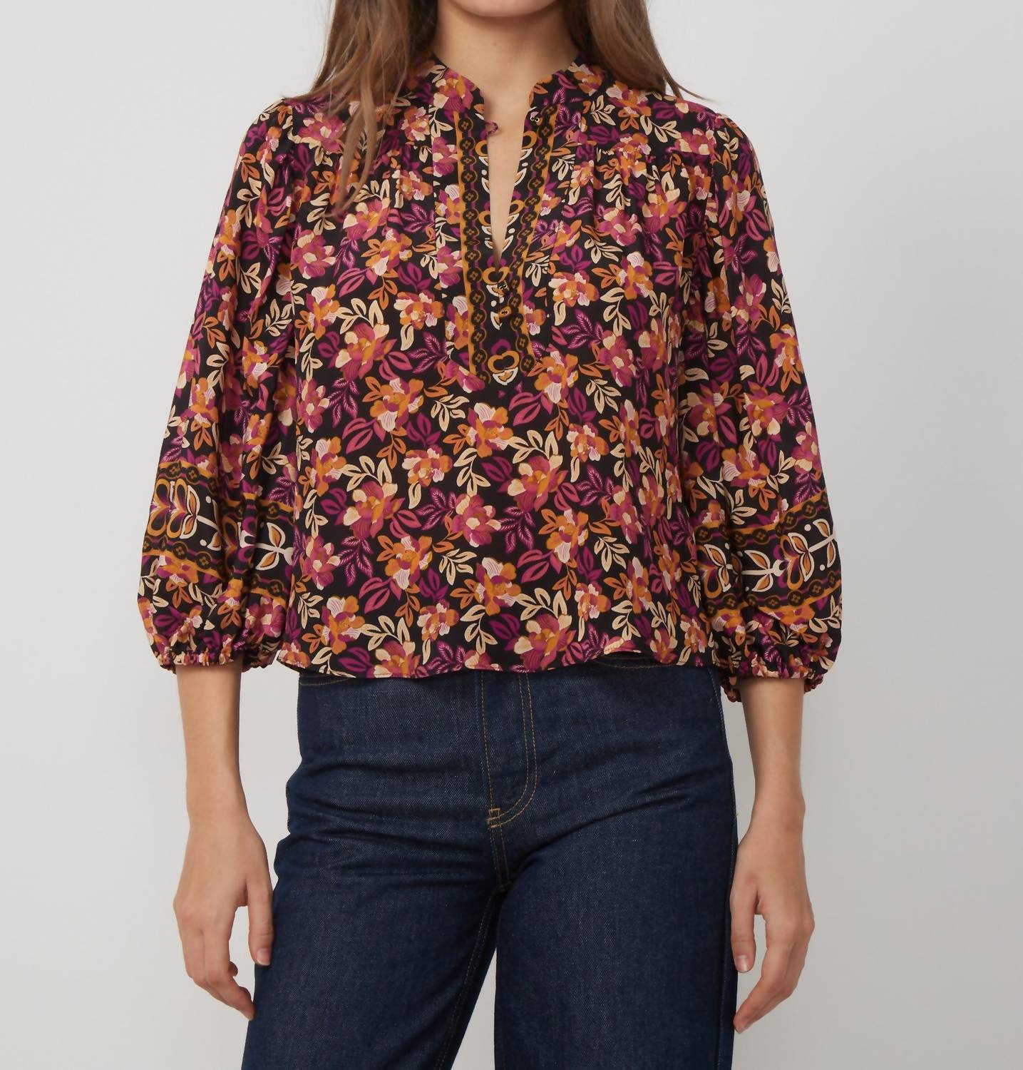 Gilner Farrar - Bethany V-neck Blouse