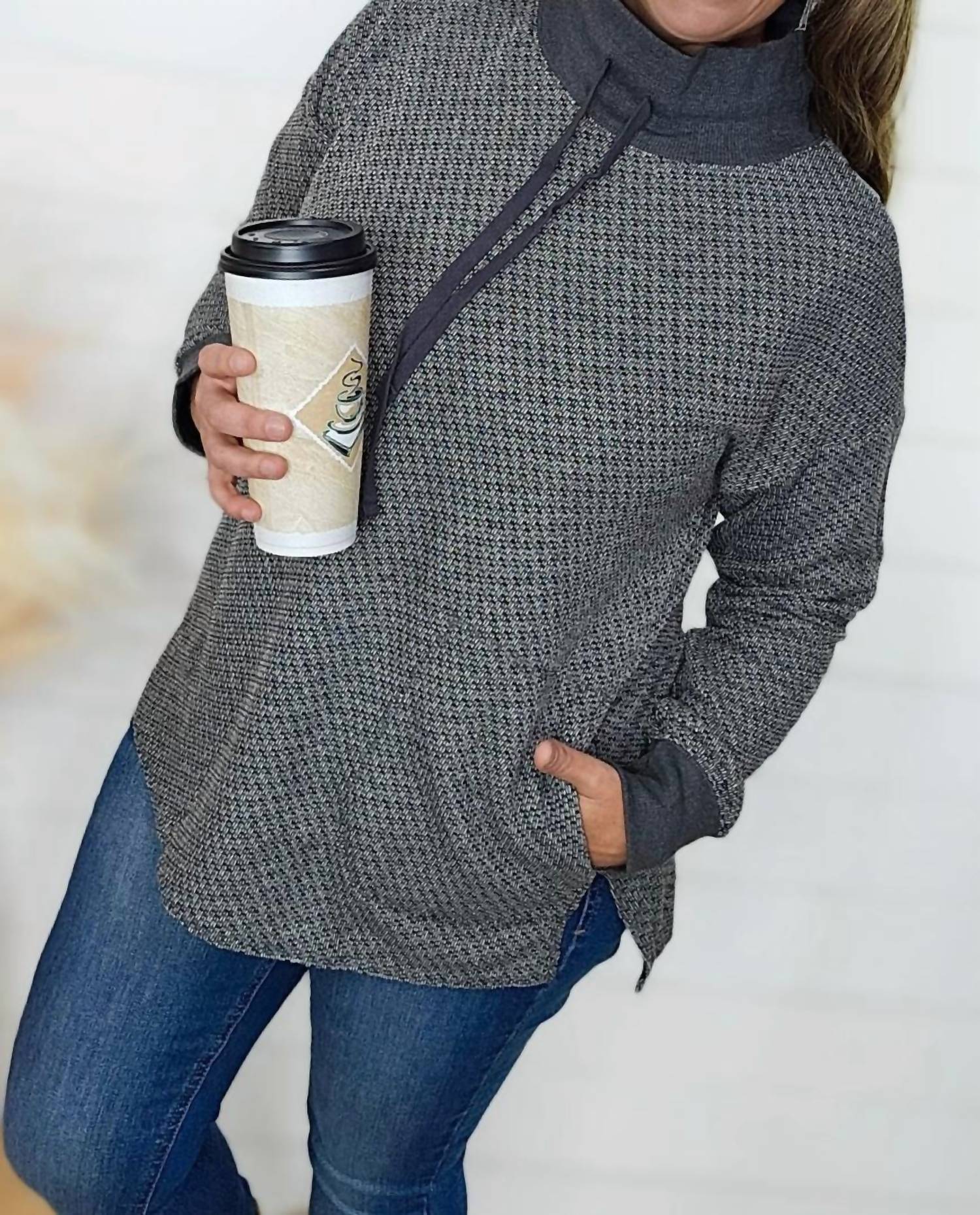Doe And Rae - Two Tone Funnel Neck Pullover Top