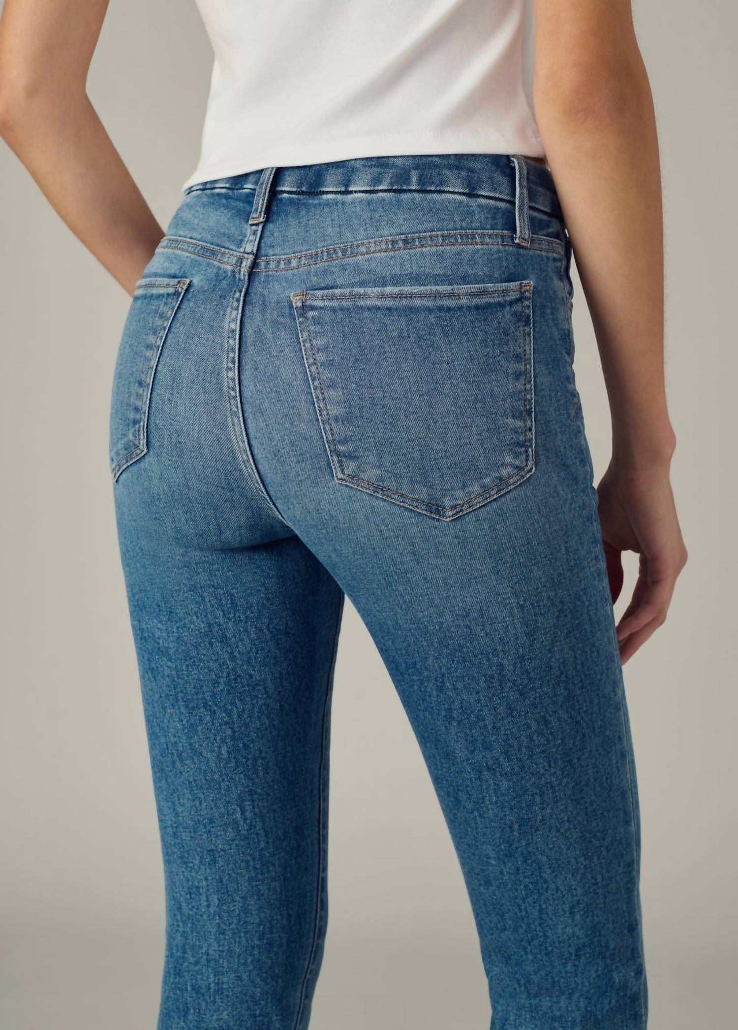 Joe'S Jeans - Hi Honey High Rise Bootcut Jeans