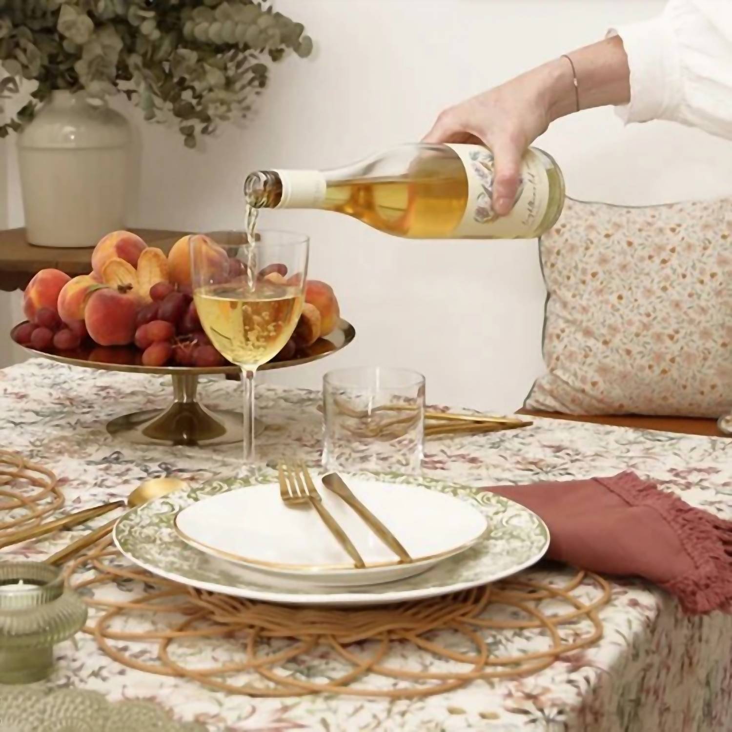 CASA CASA CURATED Handwoven Rattan Wicker Placemats in natural - item - detail view
