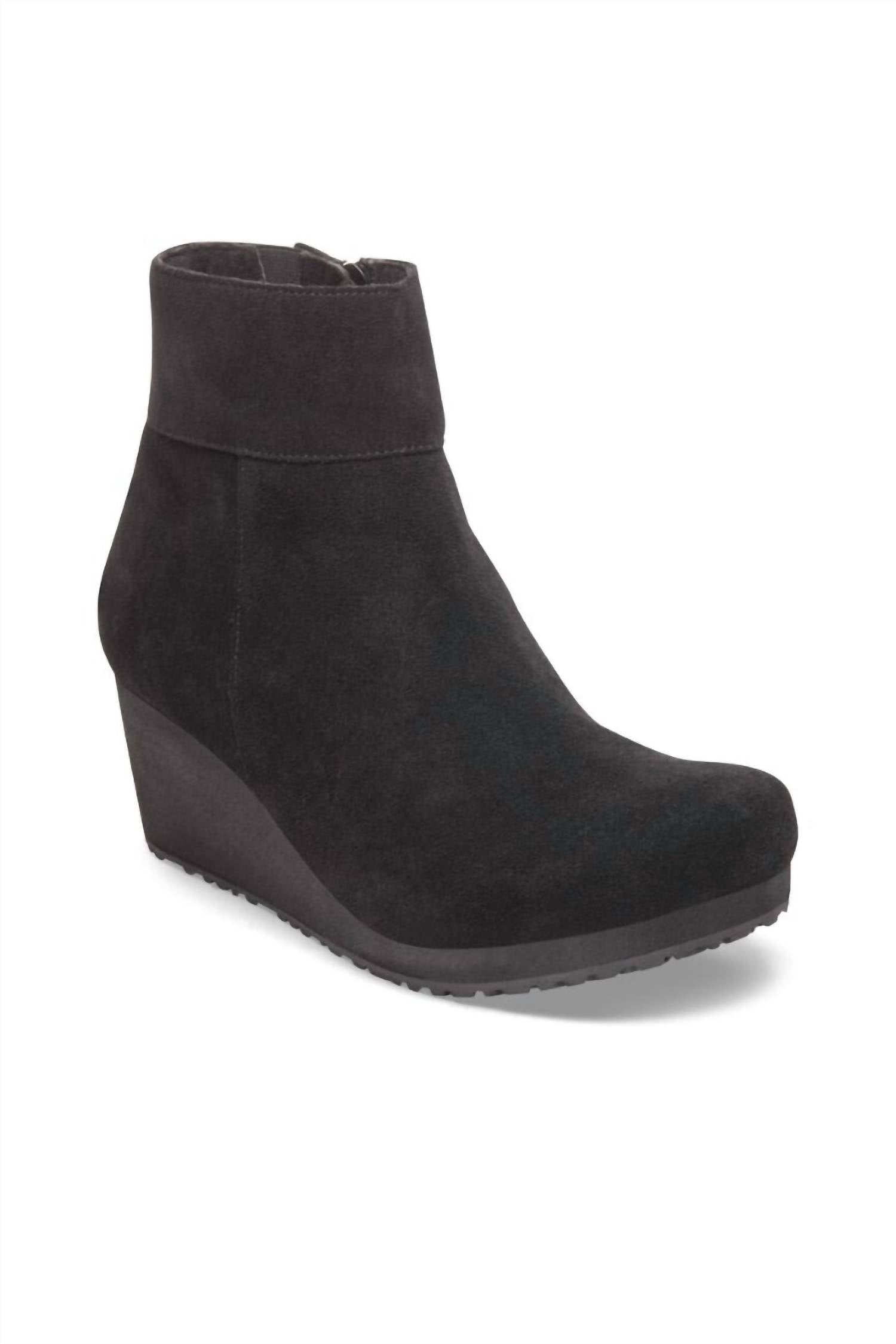 BIRKENSTOCK Women's Ebba Narrow Ankle Boots in black suede - women's shoe