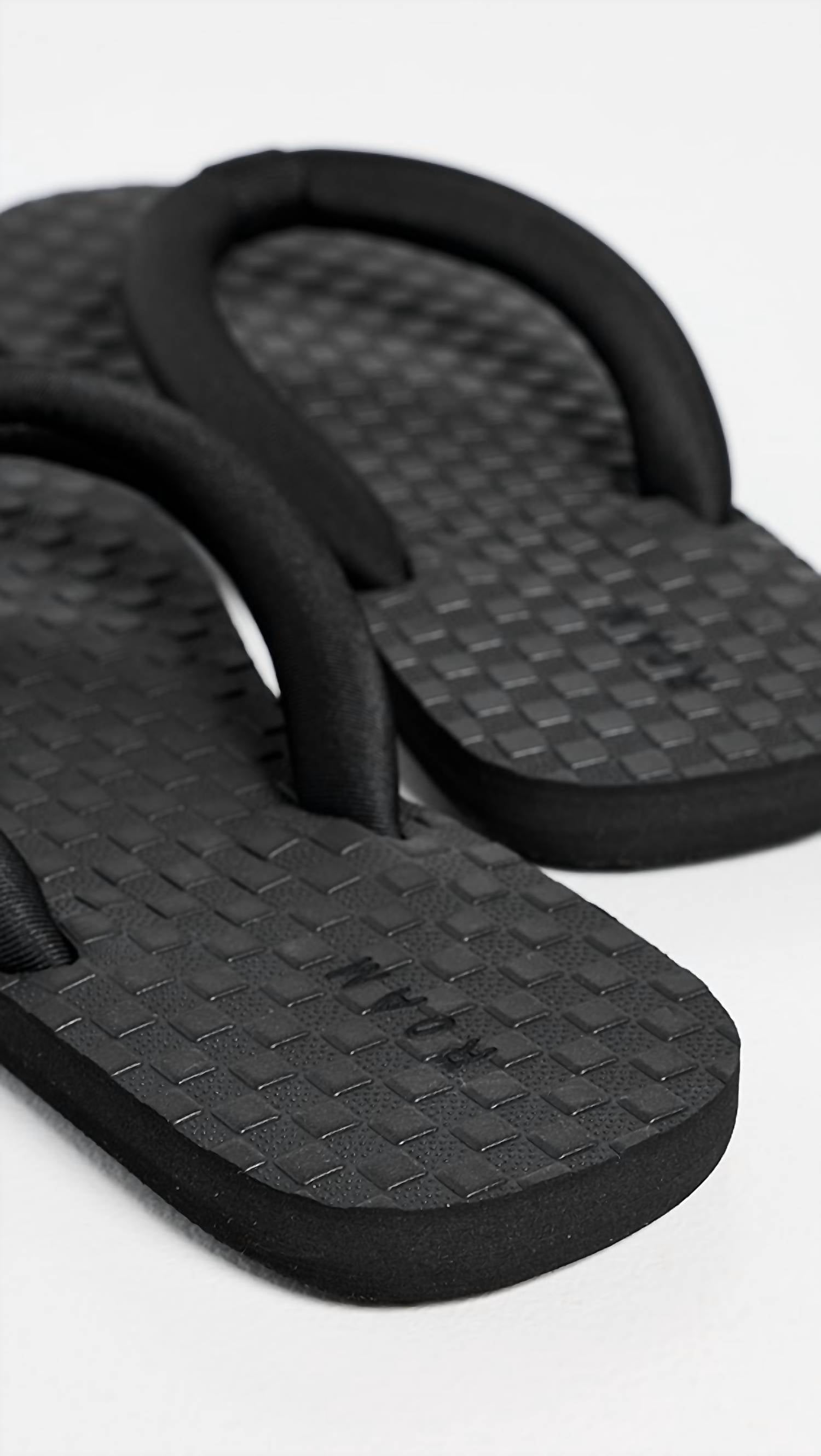 Roam - Women's The Slip Flip Flops