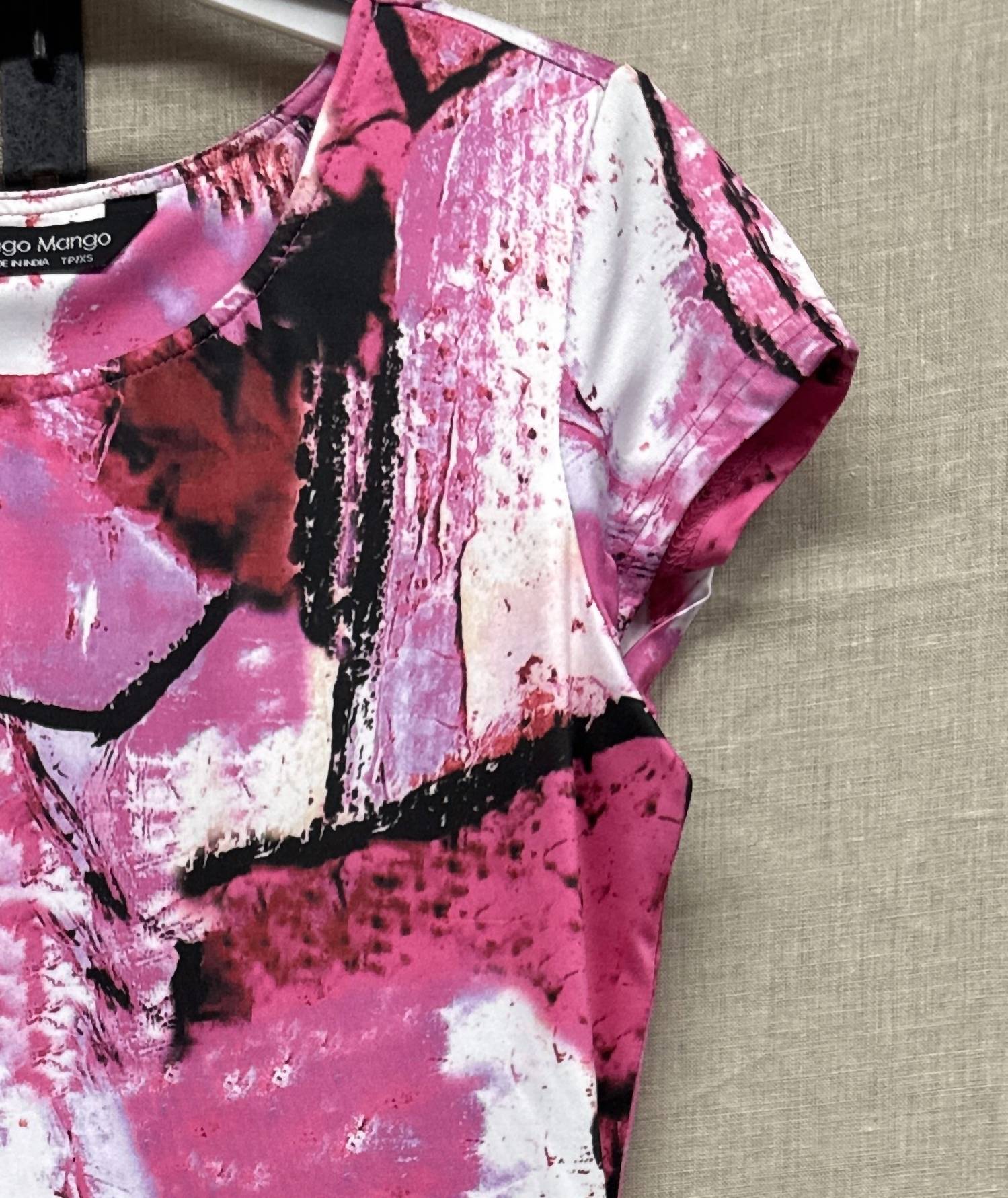 Tango Mango Women's Print Short Sleeve Dress in hot pink black white - women's dress - detail view