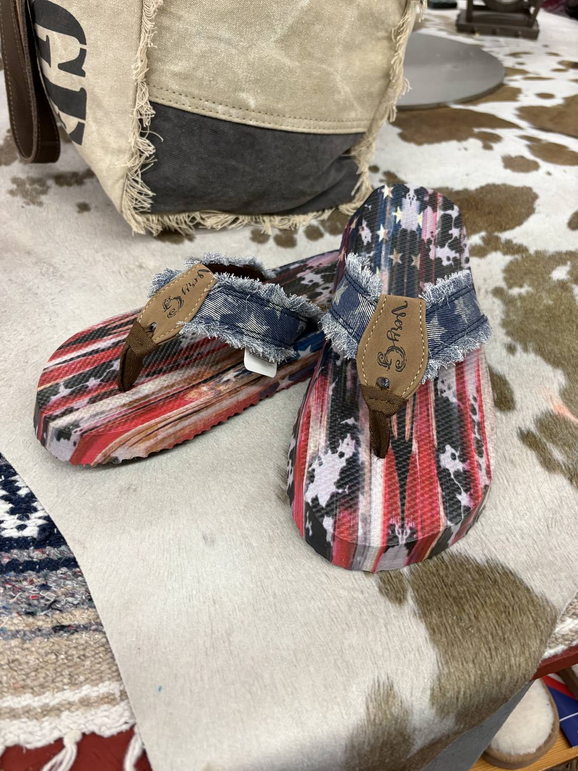 Very G Women's 150th anniversary USA flip-flop in navy - women's sandal