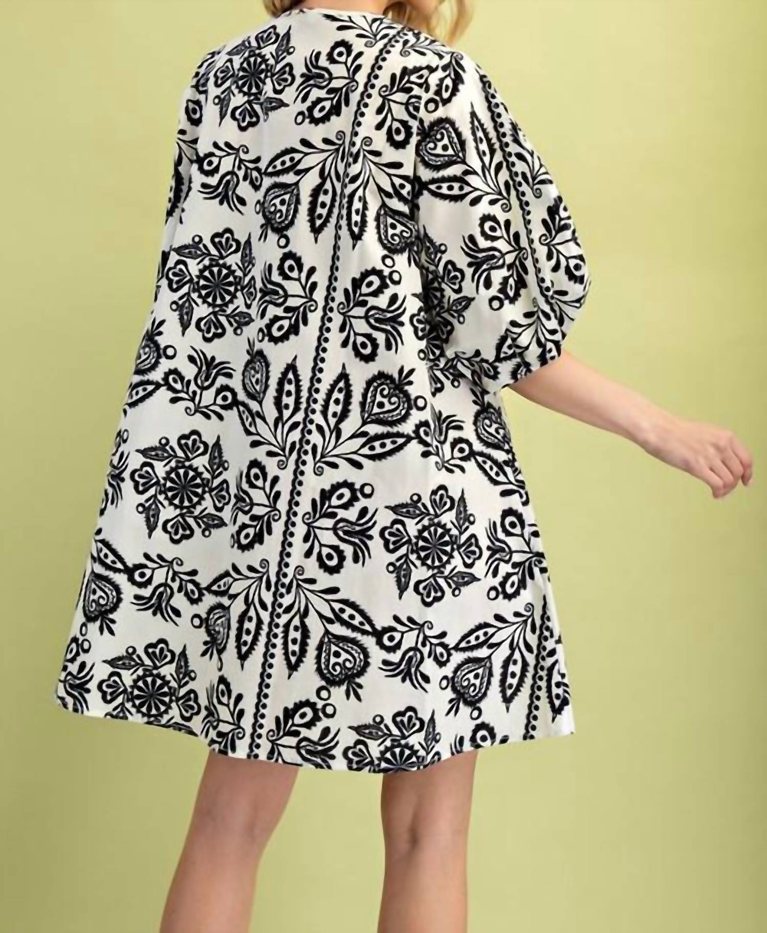 Gigio - Round Neck Mini Dress
