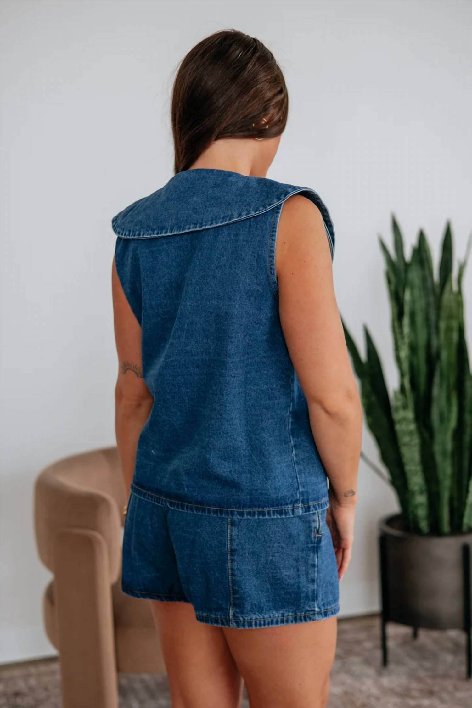 Wishlist - City Walk Collared Top