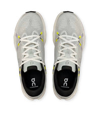 On Running - Men's Cloudstratus 3 Running Shoe