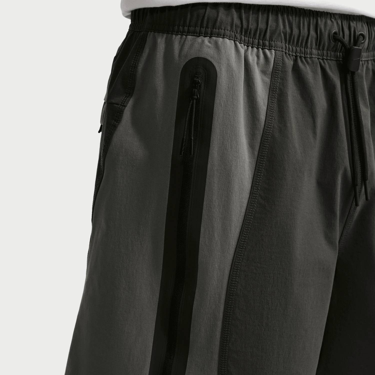 Nike - Tech Dri Fit Woven Shorts