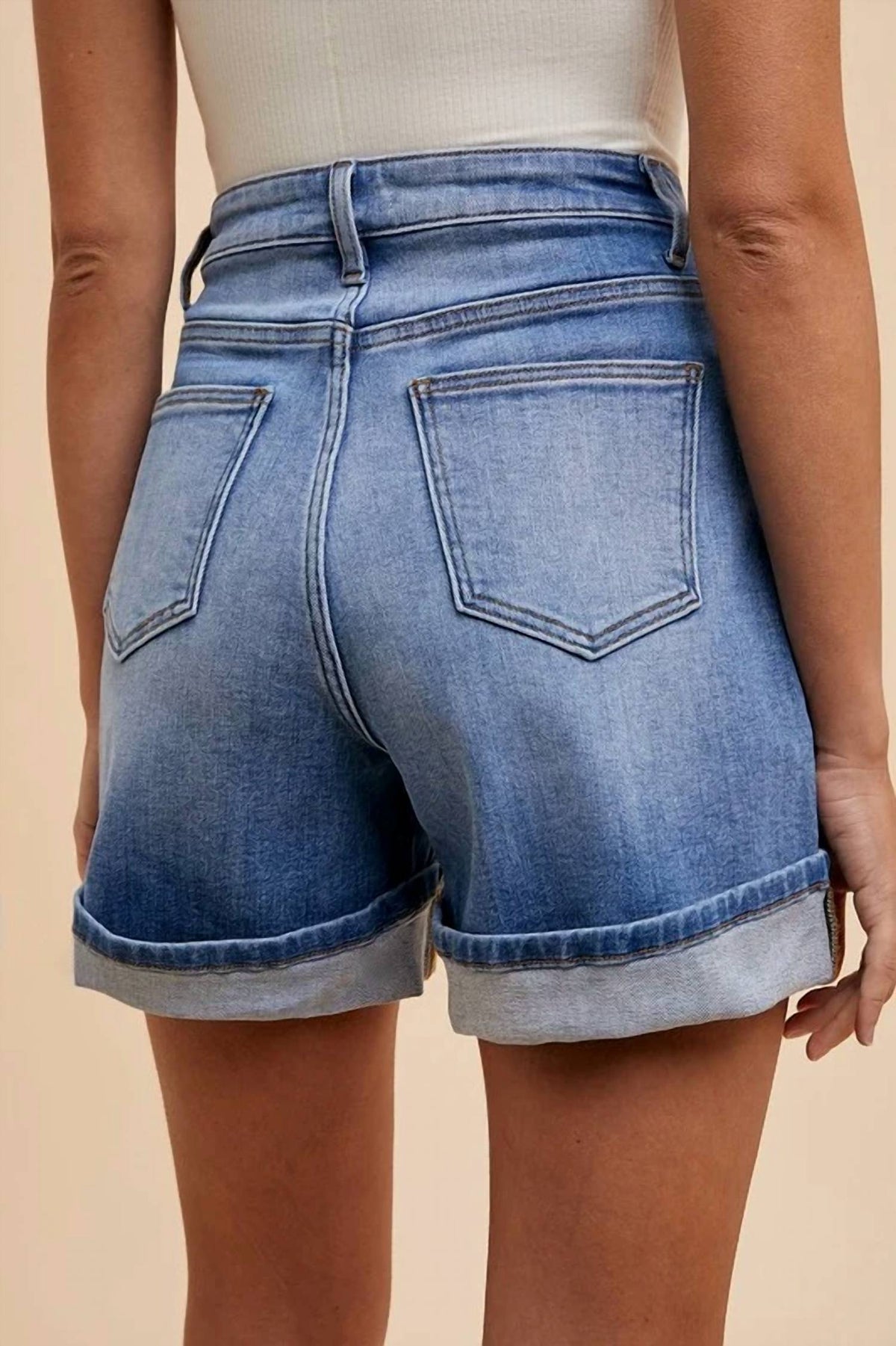 Anniewear - Comfort Stretch Turn-up Hem Denim Shorts