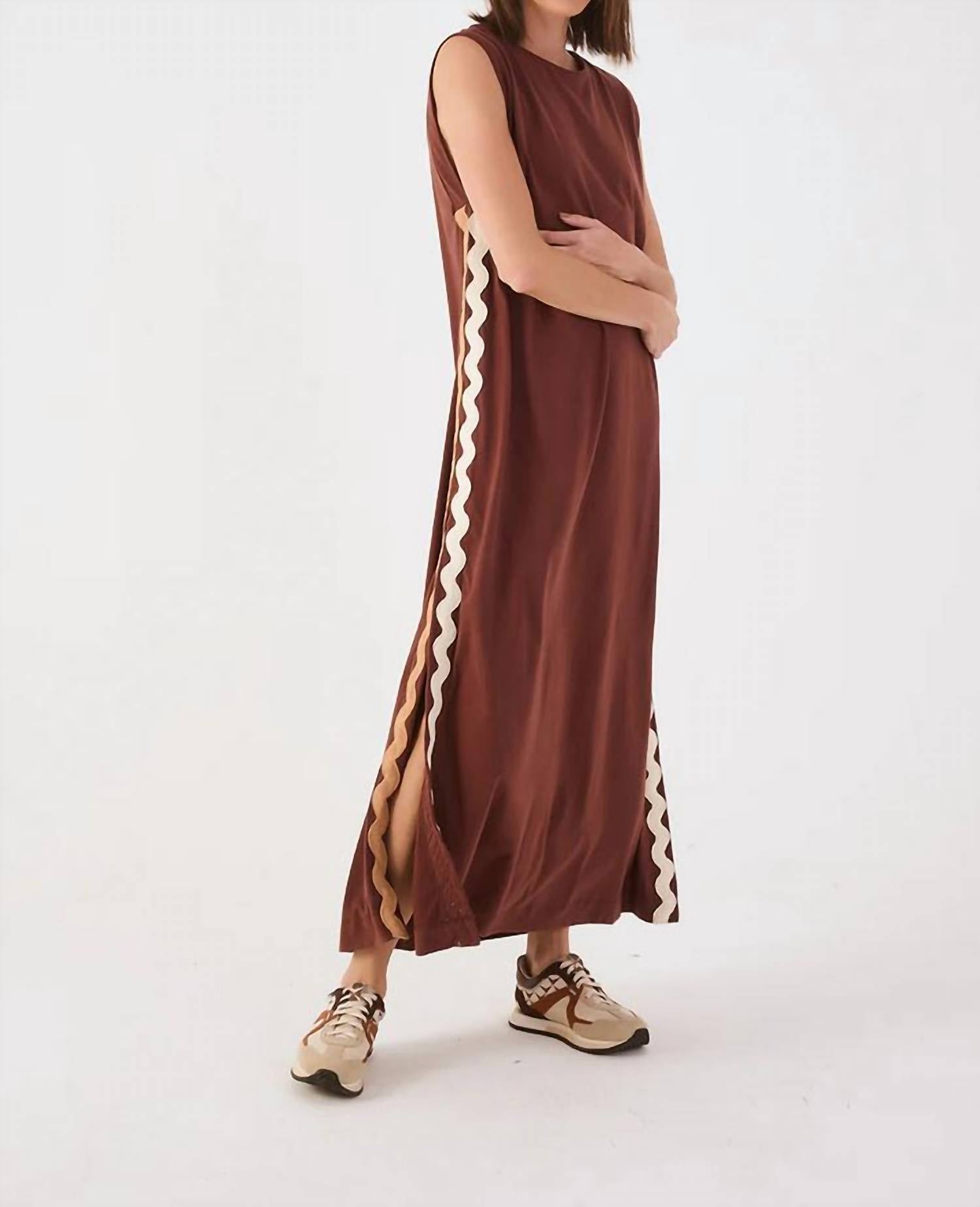 Dress To - Maxi Dress With Wavy Detail