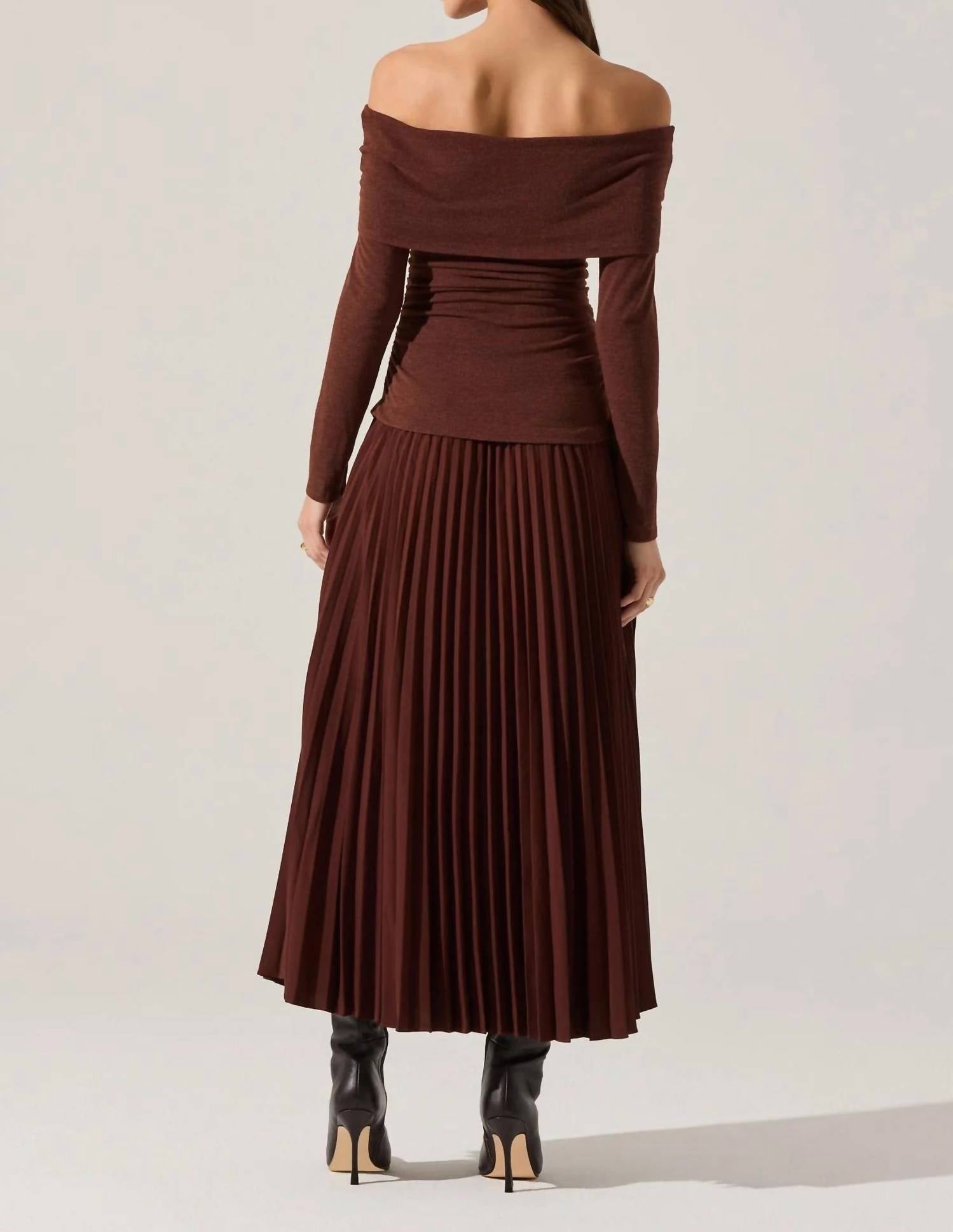 ASTR Tanaia Pleated Dress in brown - women's dress - detail view
