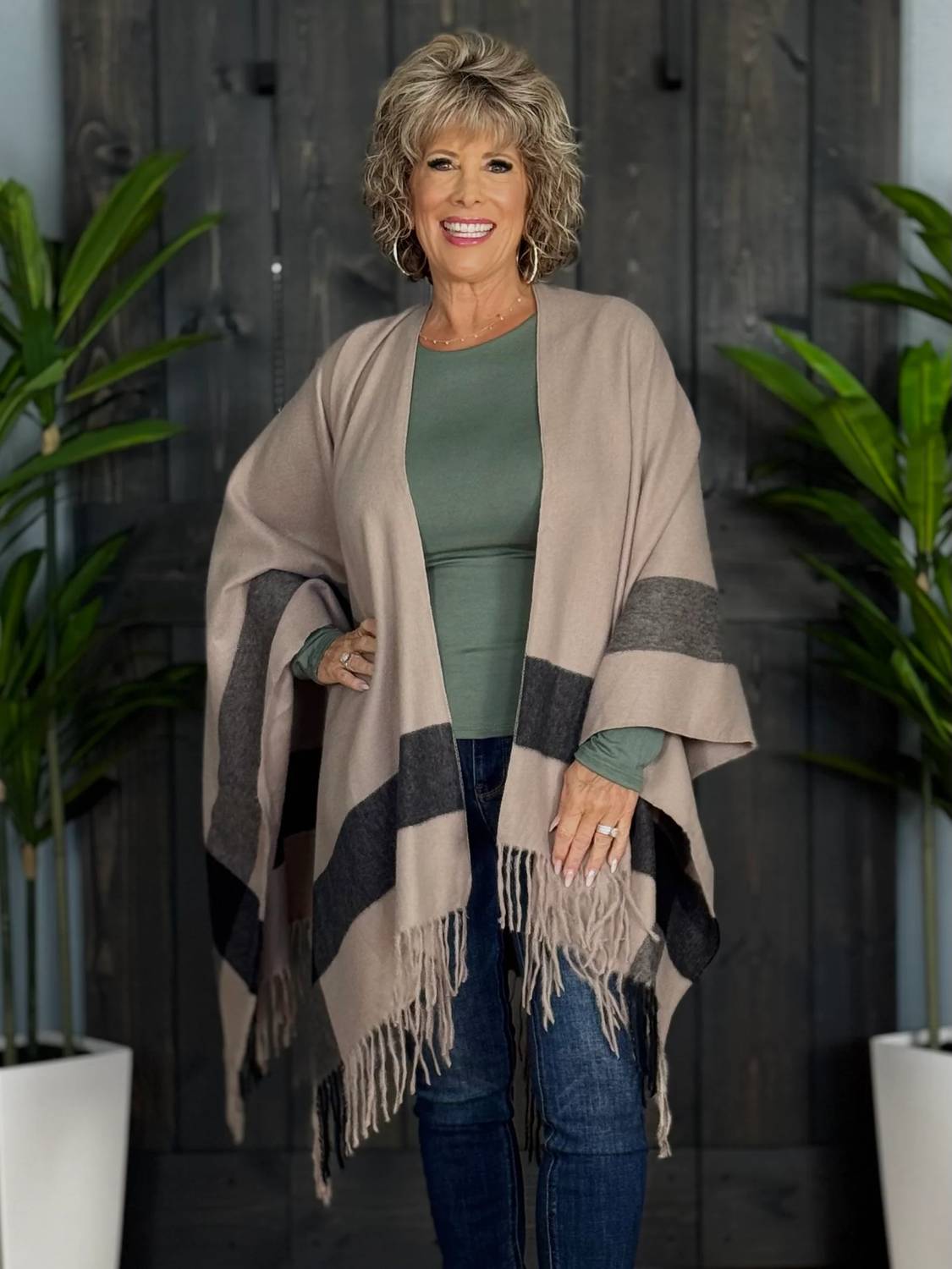 Dm Merchandising - Highland Wrap