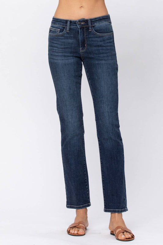 Judy Blue - Mid Rise Straight Leg Non Distressed Jean