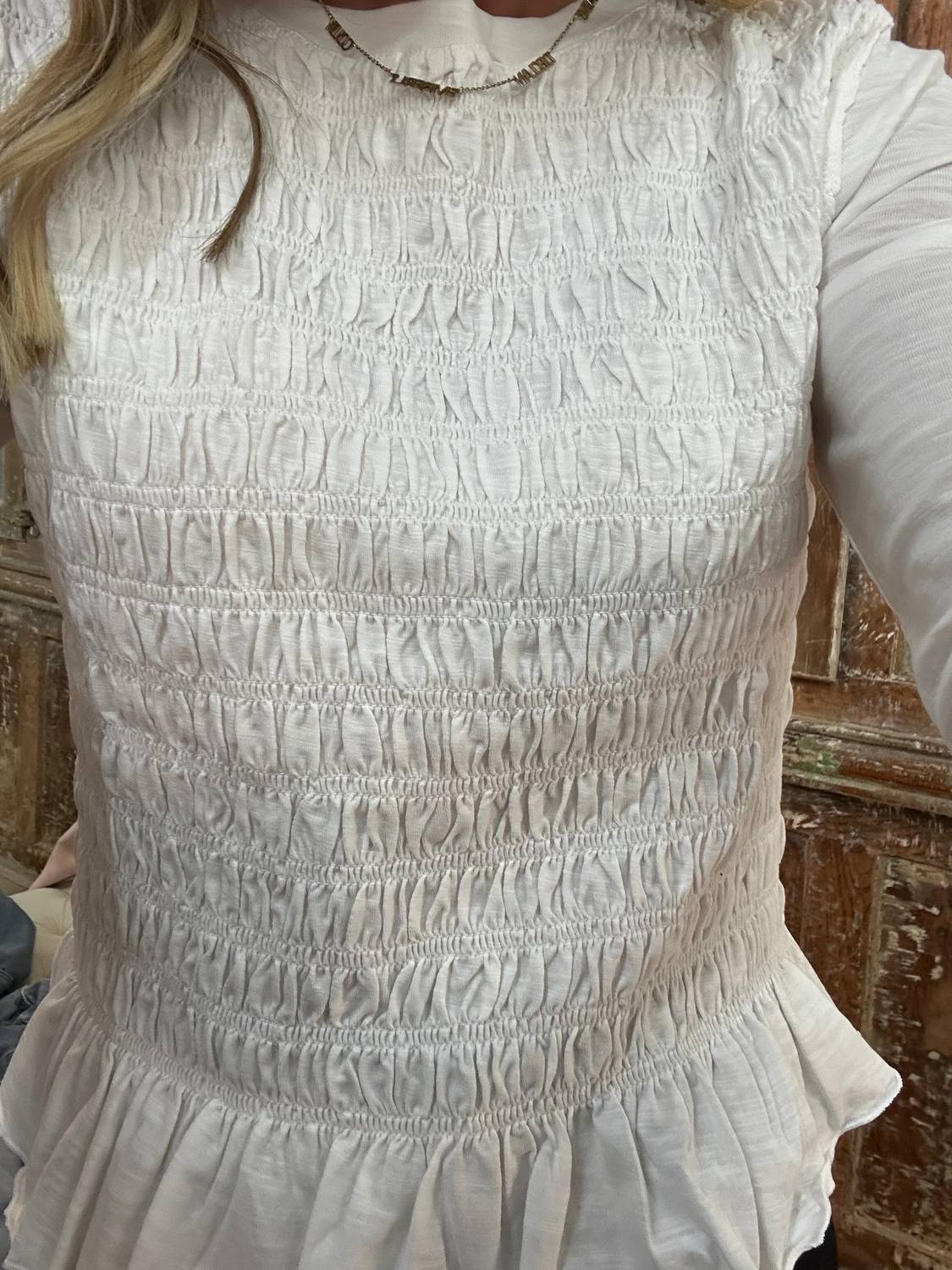 Ee:Some - Smocked Slub Knit Top
