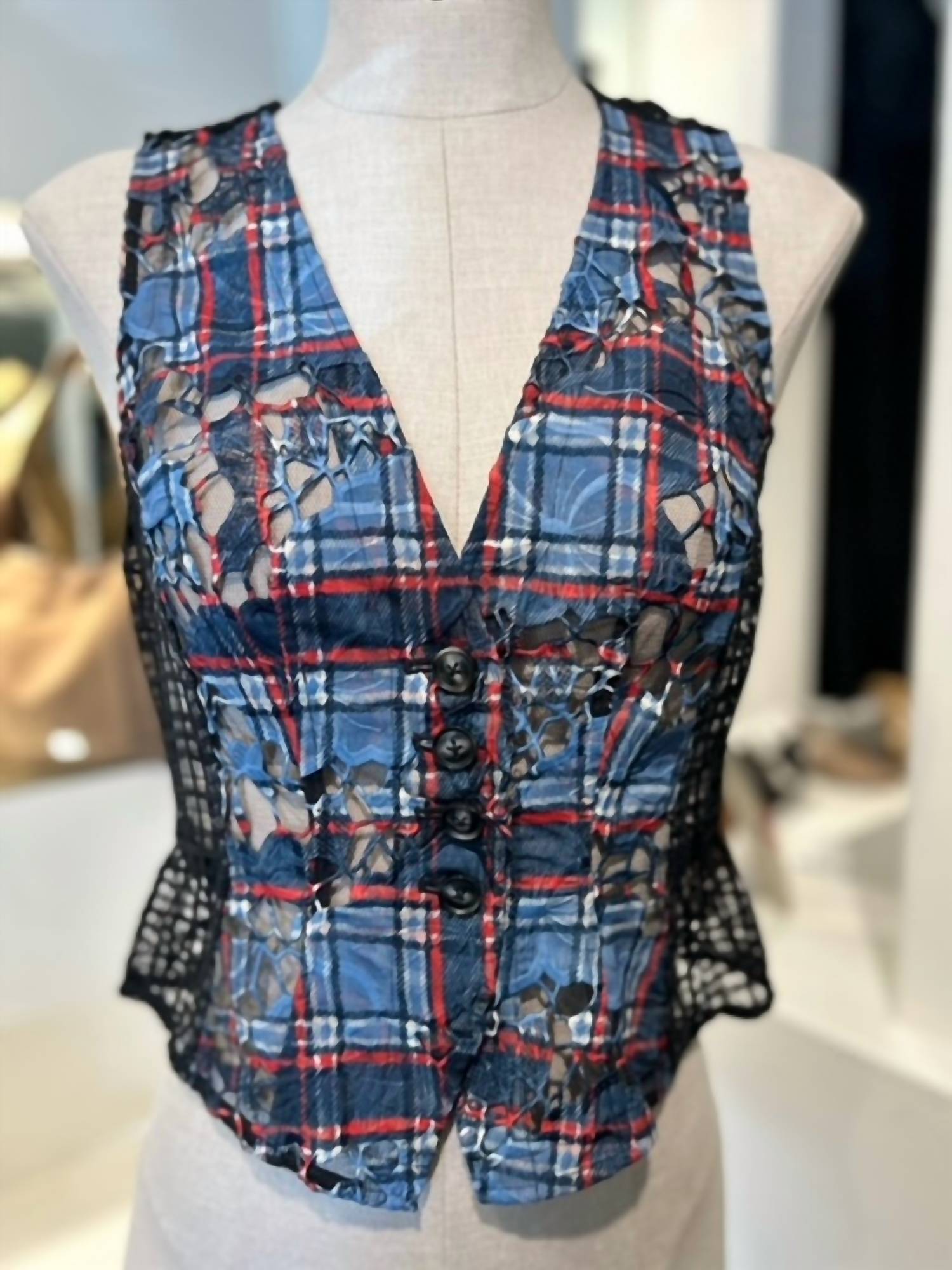 PLAID LACE VEST