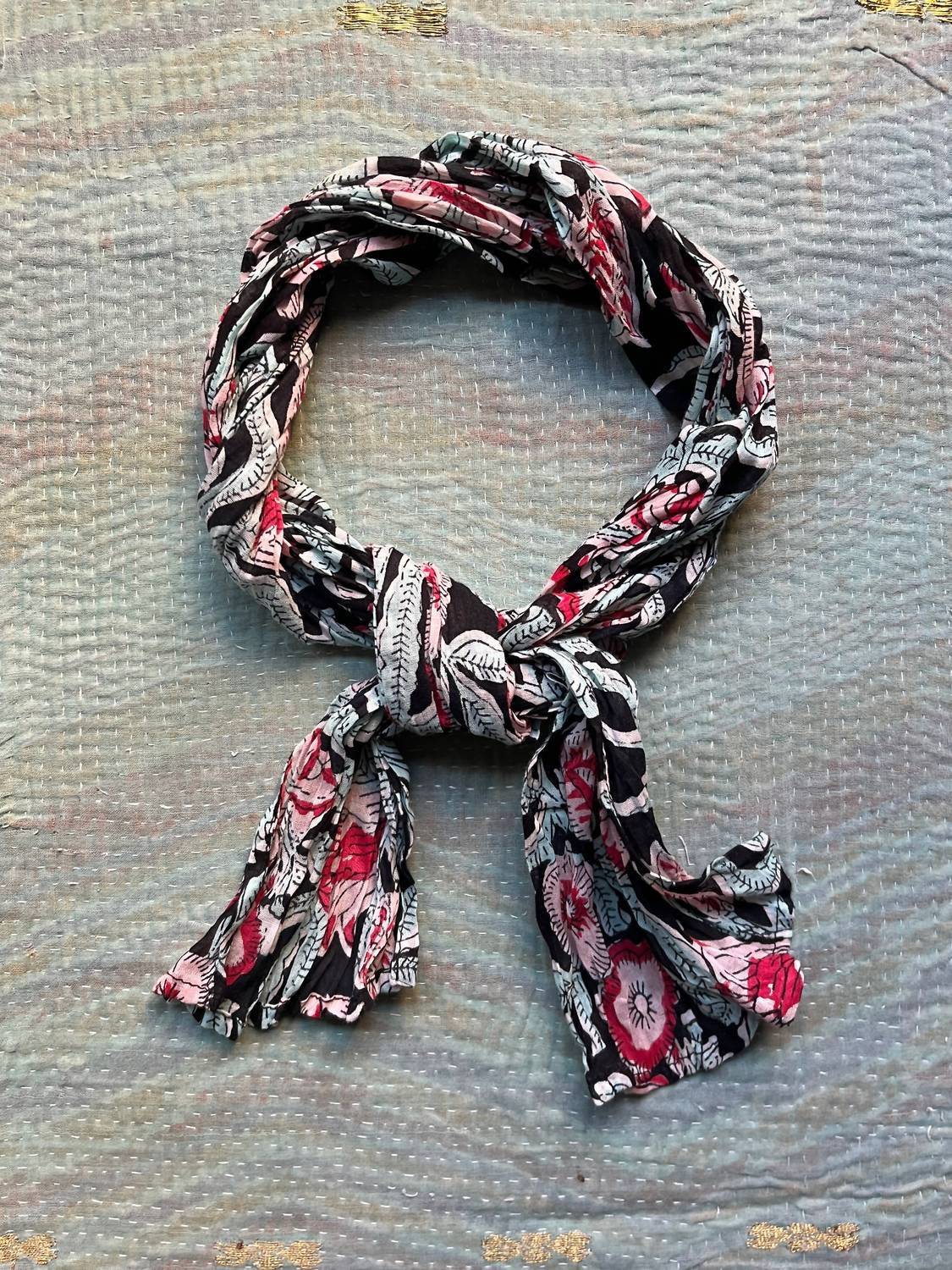 Maison Hotel Pepe Scarf in rosa rosae - women's scarf