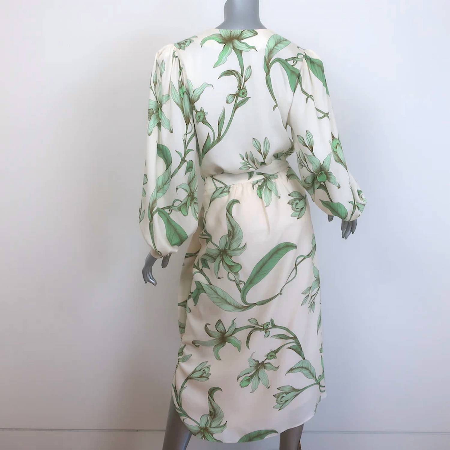 Johanna Ortiz - Women's Botanist Guide Satin Shirt & Skirt Set