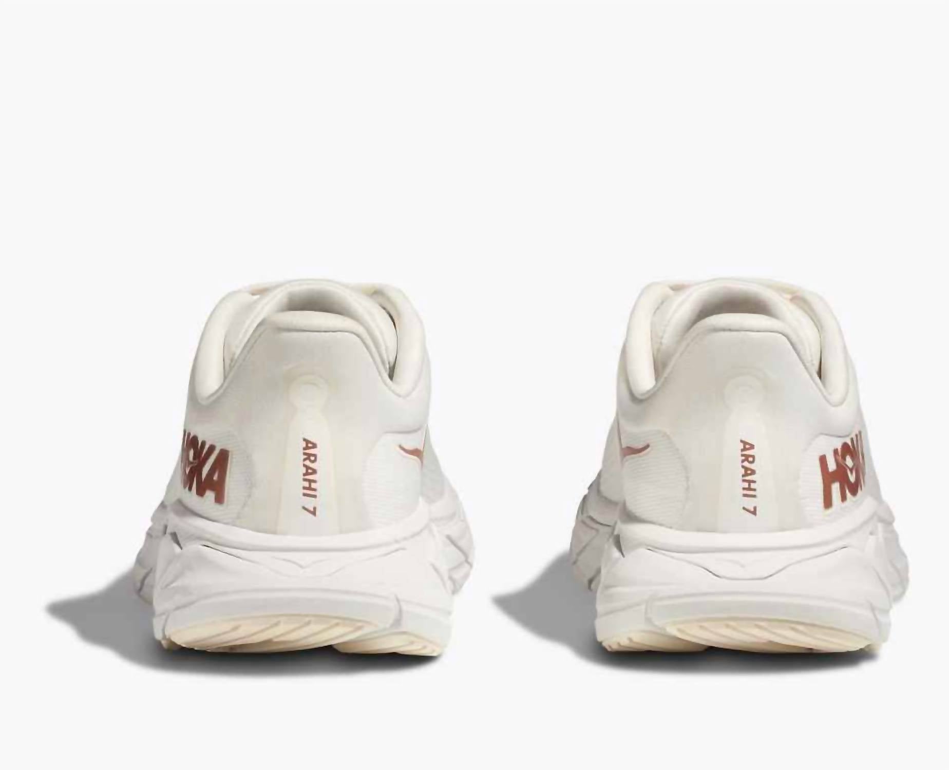 Hoka - Women's Arahi 7 Shoes