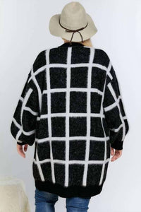 Davi & Dani - Plaid Fit Knit Long Cardigan - Plus