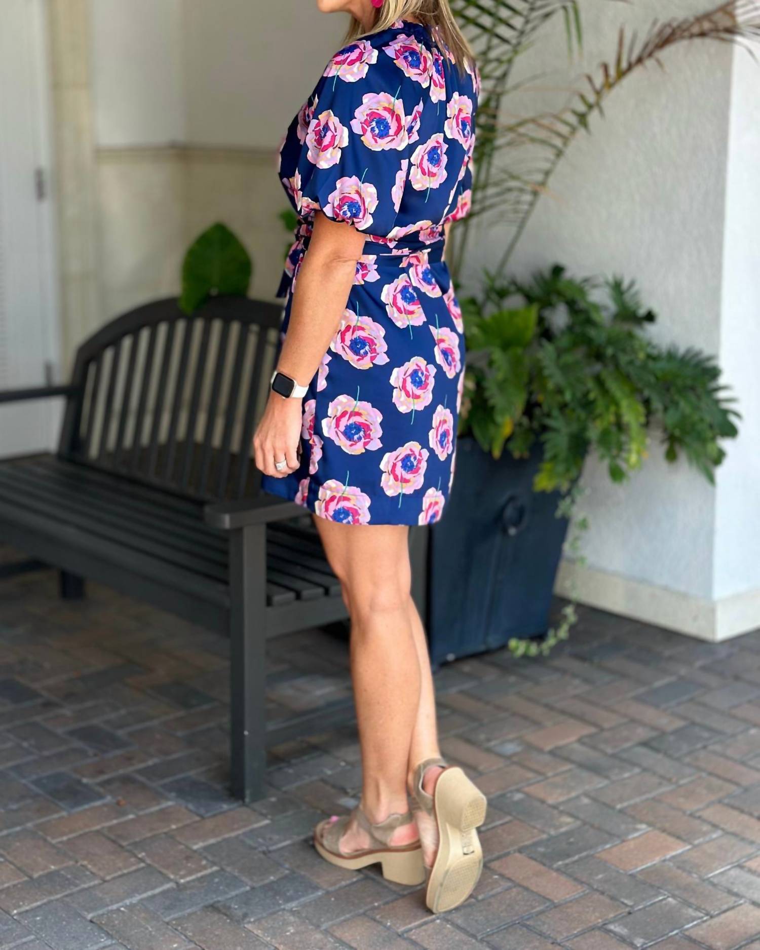 Jade - Split Neck Puff Sleeve Dress