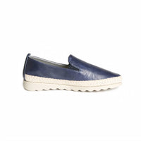 The FLEXX Women's Chappie Espadrille in saratoga navy - women's shoe - detail view