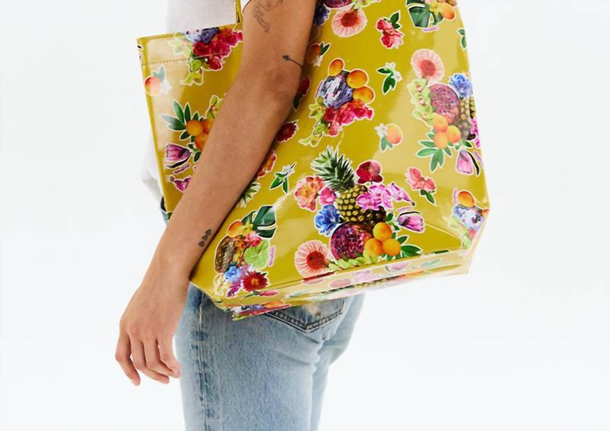 Consuela - Grab N Go Basic Tote Bag