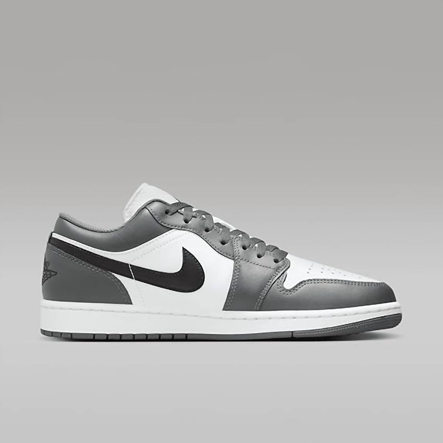 Nike - Men's Jordan 1 Low Shoe