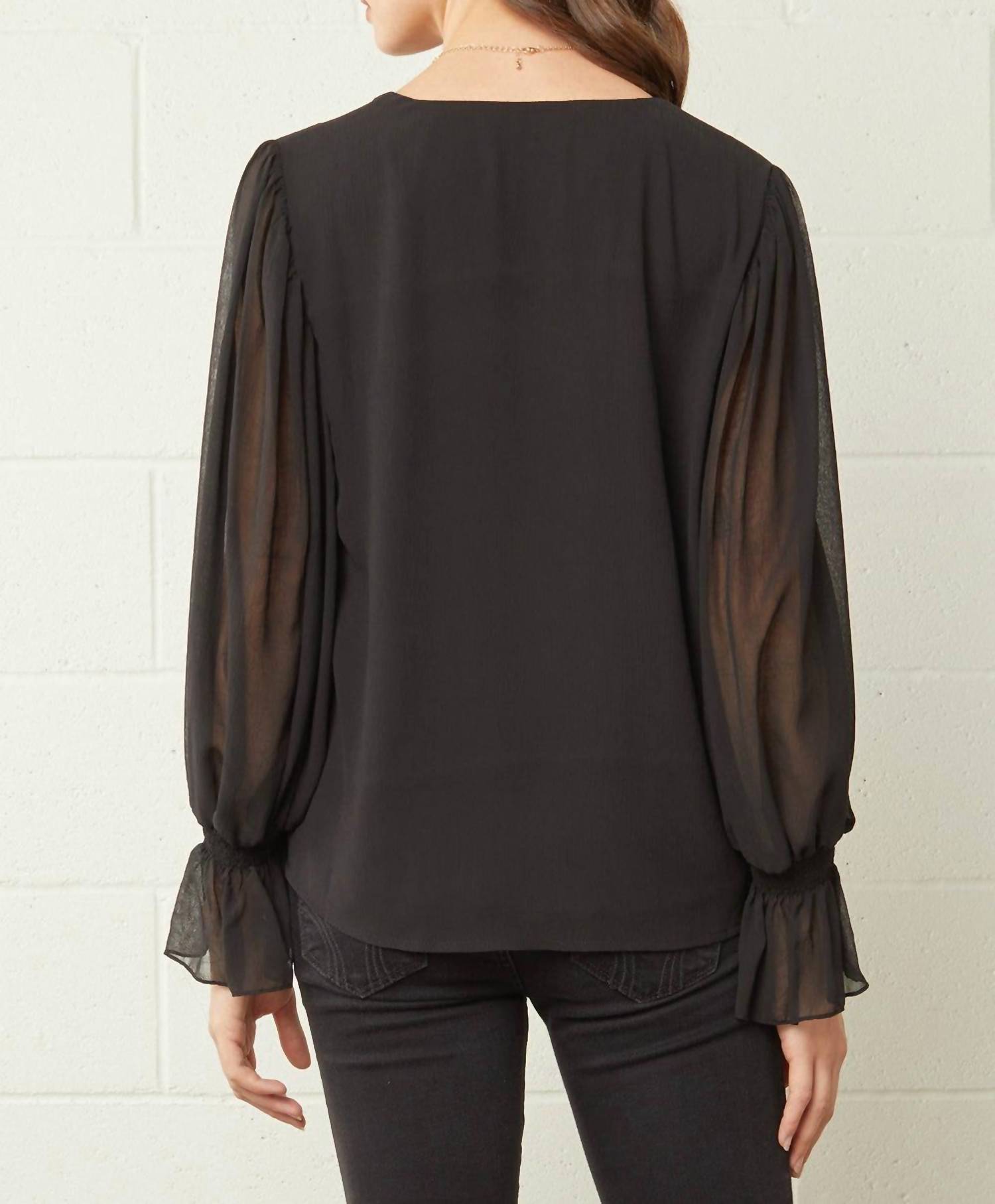 Entro - Textured V-neck Top