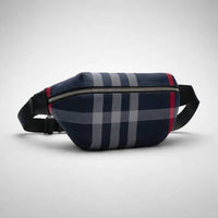 Burberry - Sonny Zipped Belt Bag