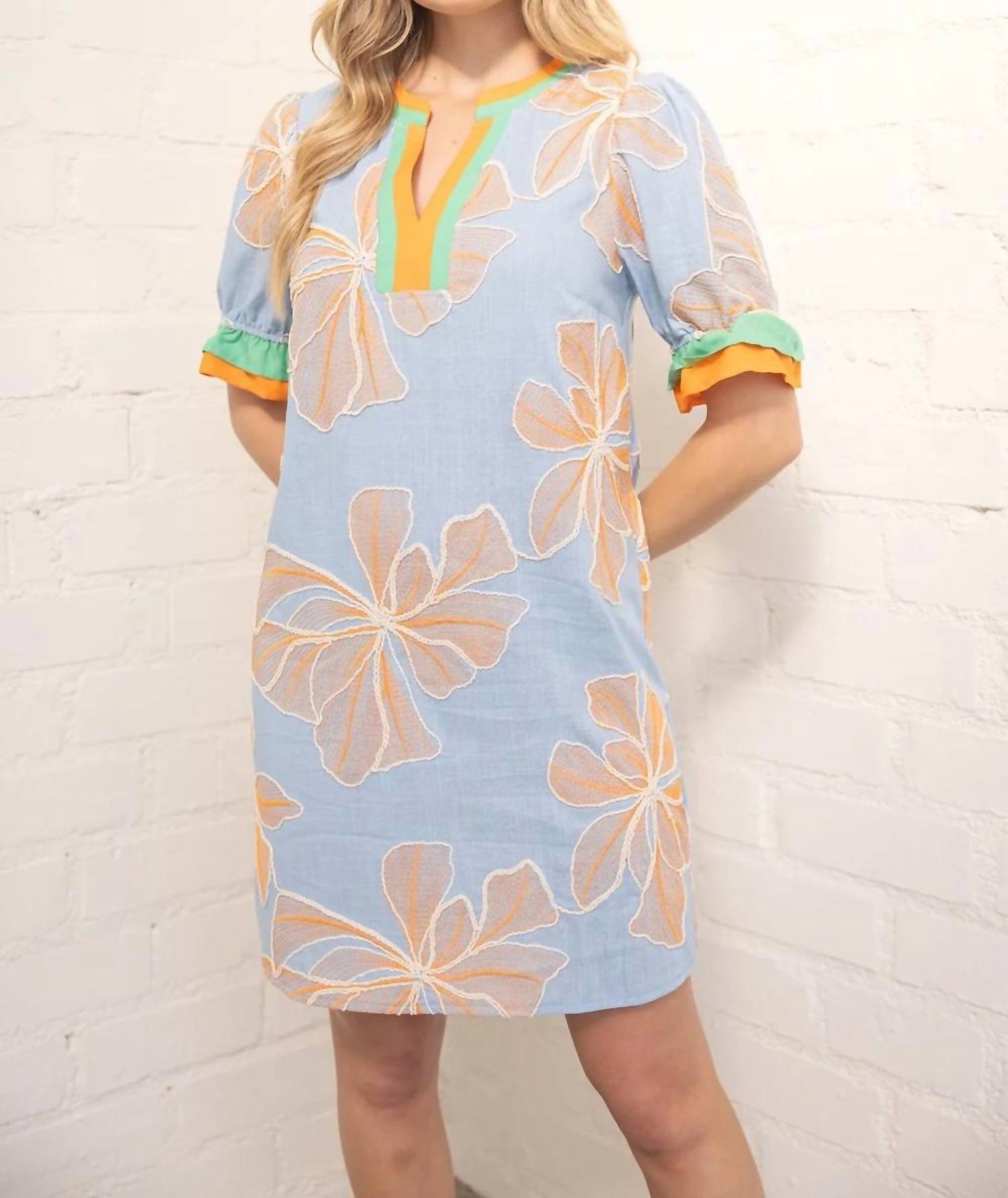 Voy - Women's The Astro's Stole My Heart Dress
