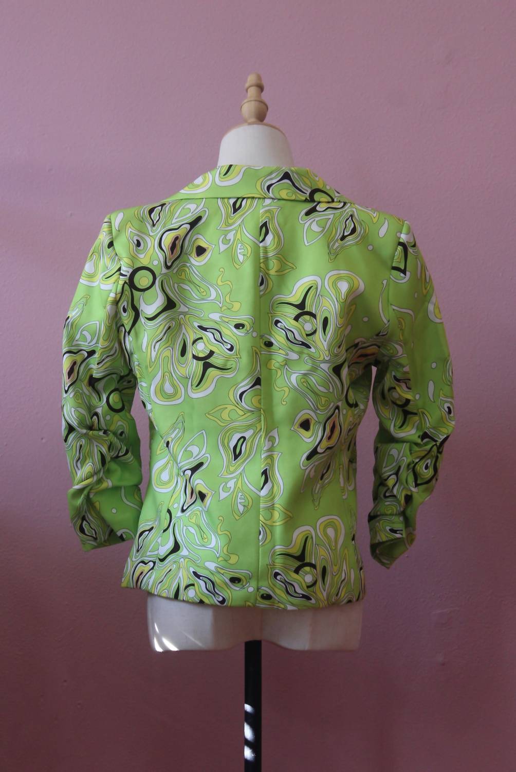 TANTRA Women's Groovy Jacket in green - women's jacket - detail view
