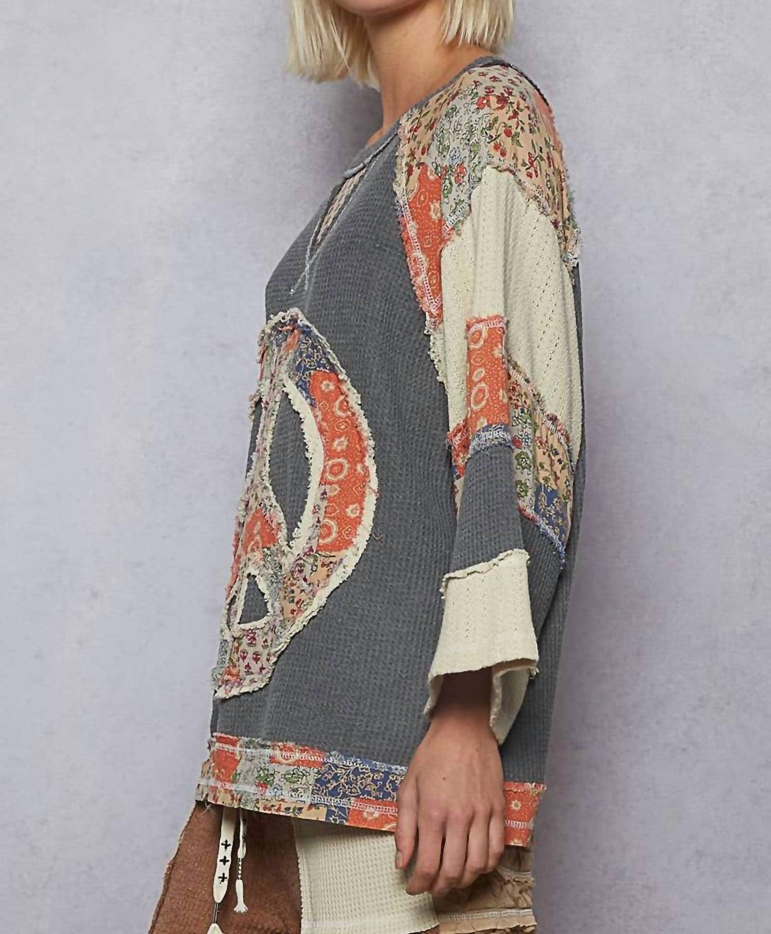Pol - Crew Neck Printed Peace Patch Overlock Stitch Knit Top