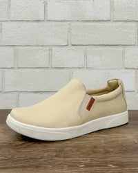 Revere - Women's Attica Slip-on Canvas Sneakers